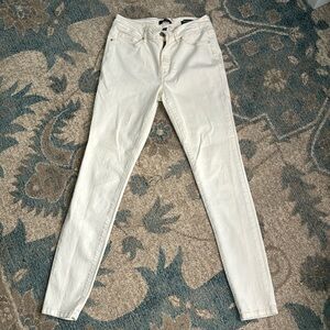 Kari cream/white skinny jeans size 2-fit like a 4